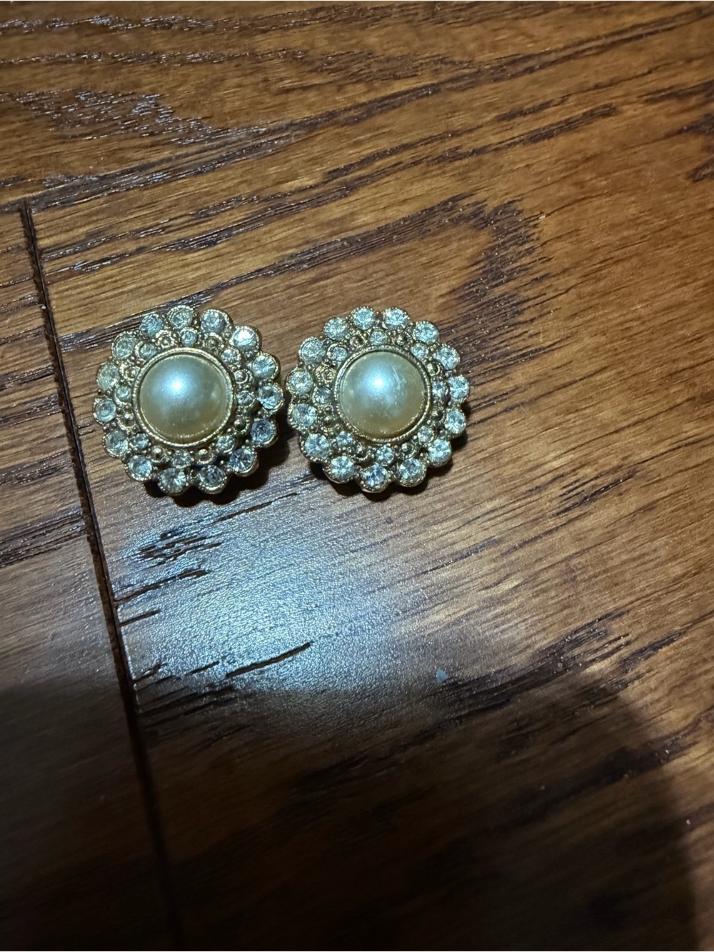 Gold Pearl & Crystal Round clip on Earrings - Women Jewelry